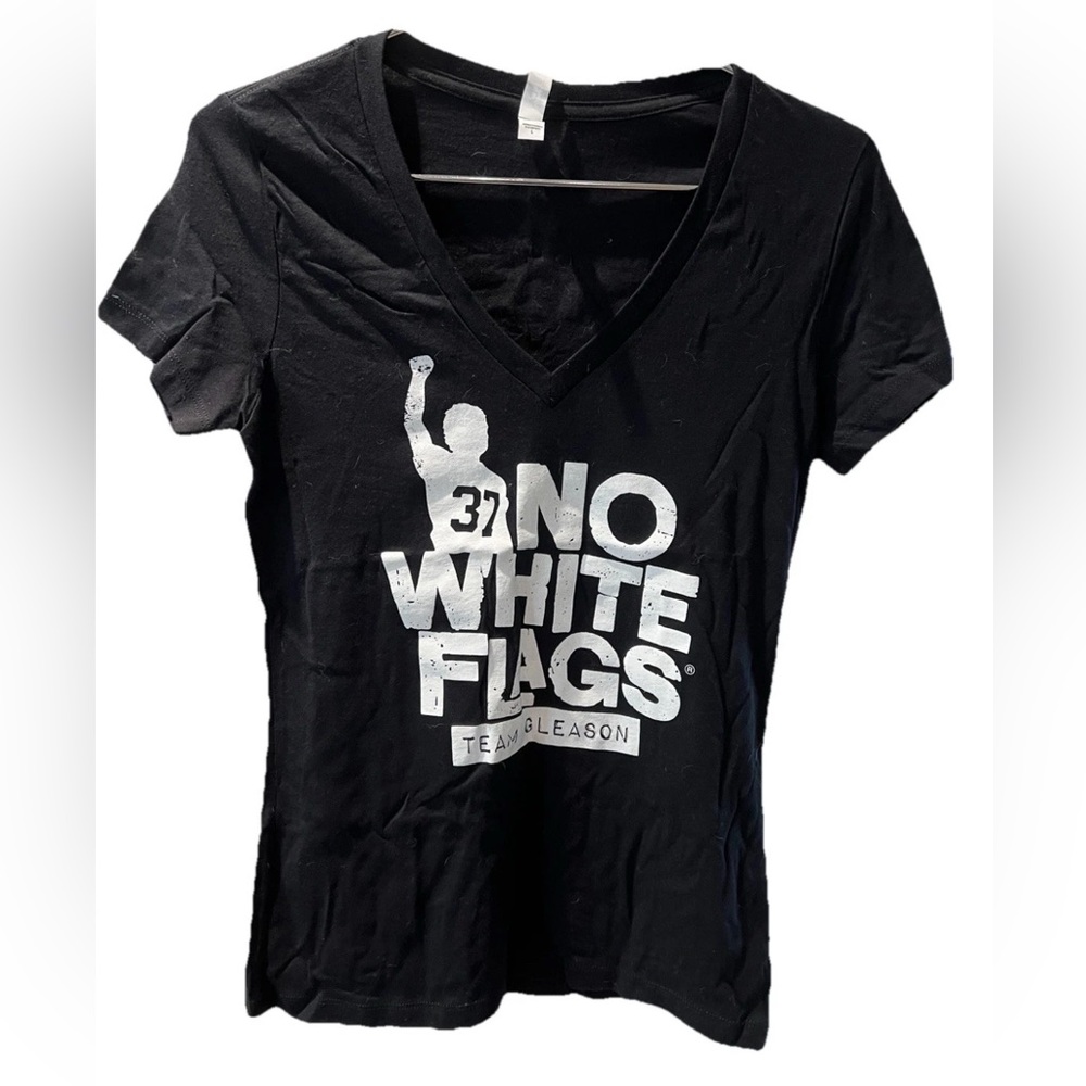team Gleason Pearl Jam No White Flags Black V-Neck Women's Top L  NEW